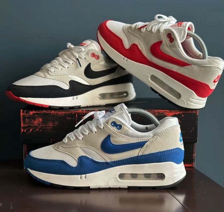Man's Sneakers