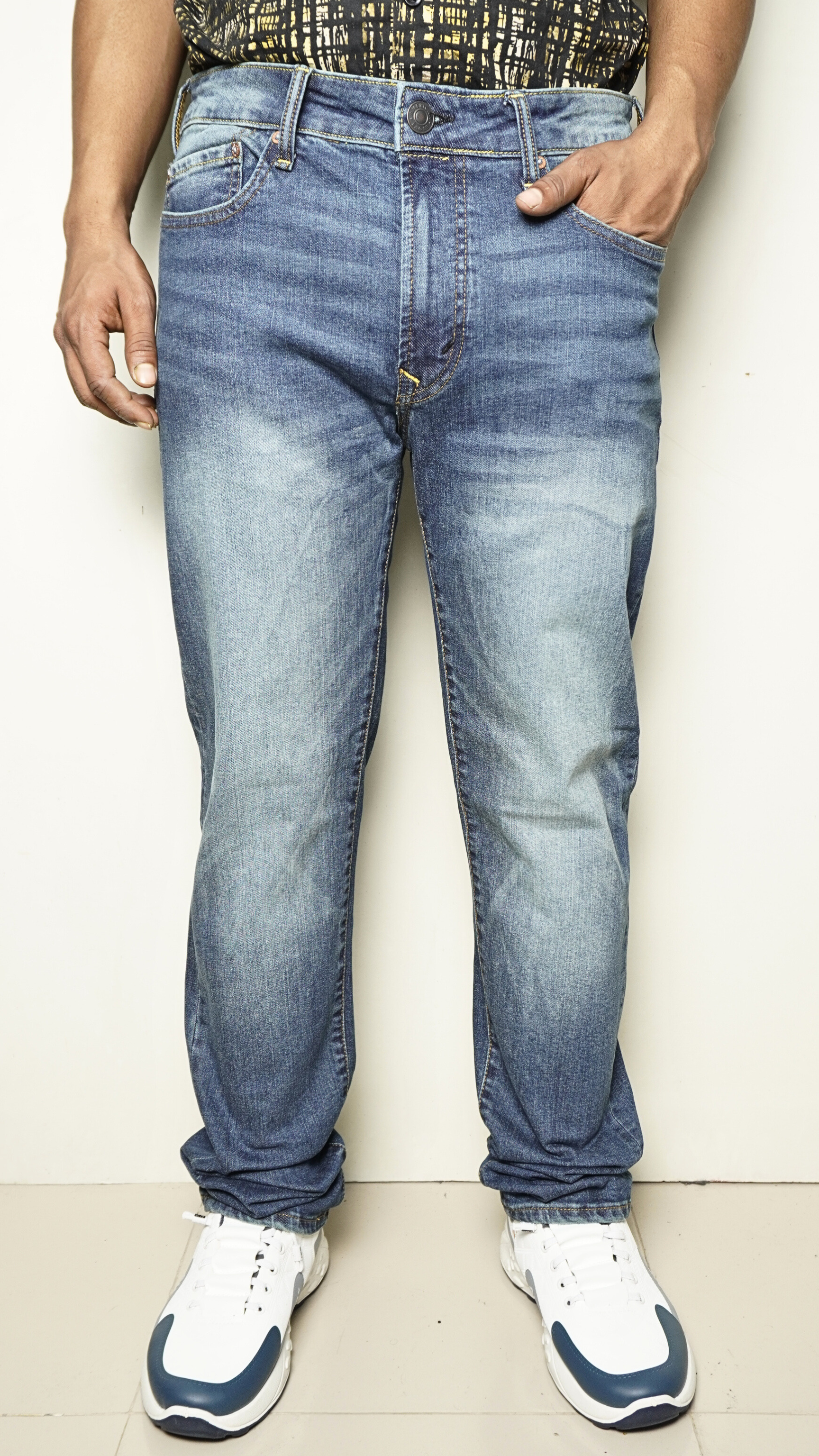 A/E Men's premium 100% export jeans.
